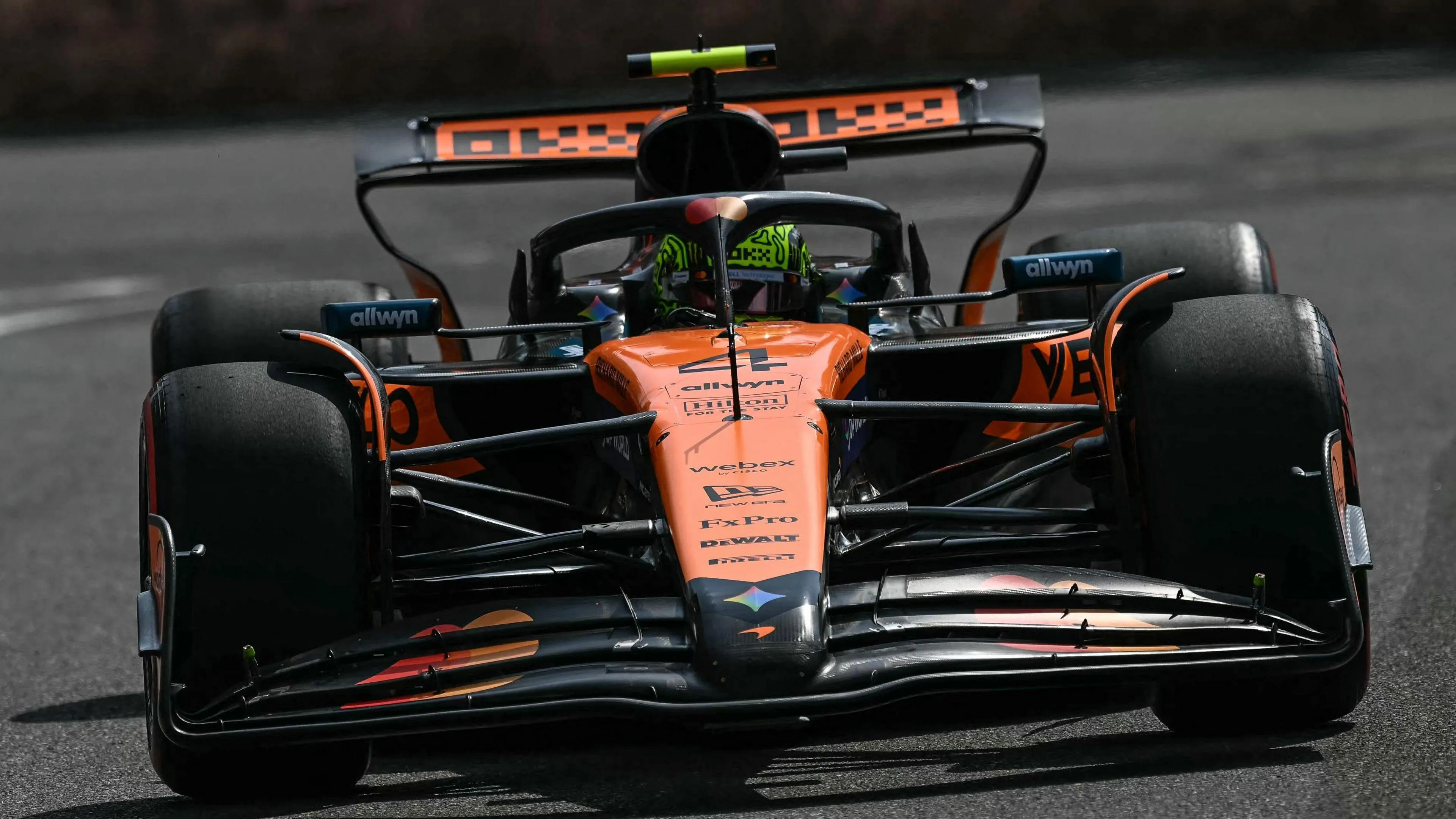 Lando Norris Leads Oscar Piastri in Baku FP1